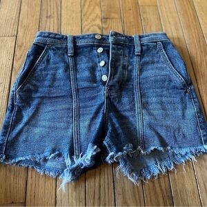 Hollister High Rise Mom Shorts Women’s 25,1 Vintage Stretch Frayed Hem